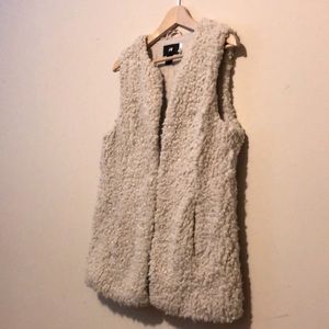 H&M - Textured Longline Vest